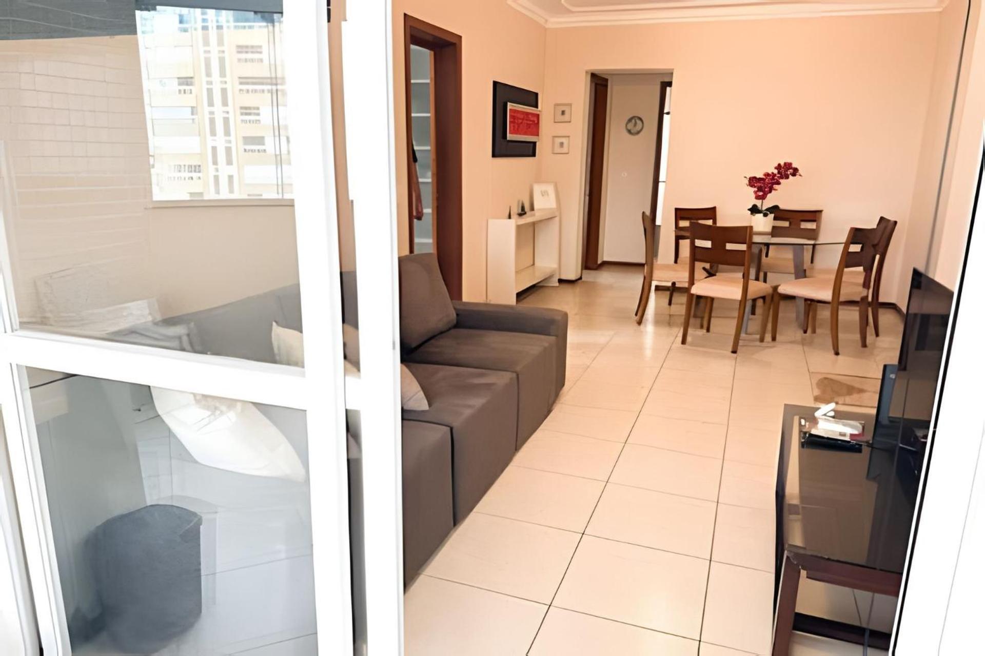 Apartamento Na Central, Amplo E Perto Do Mar Em Bc Balneario Camboriu